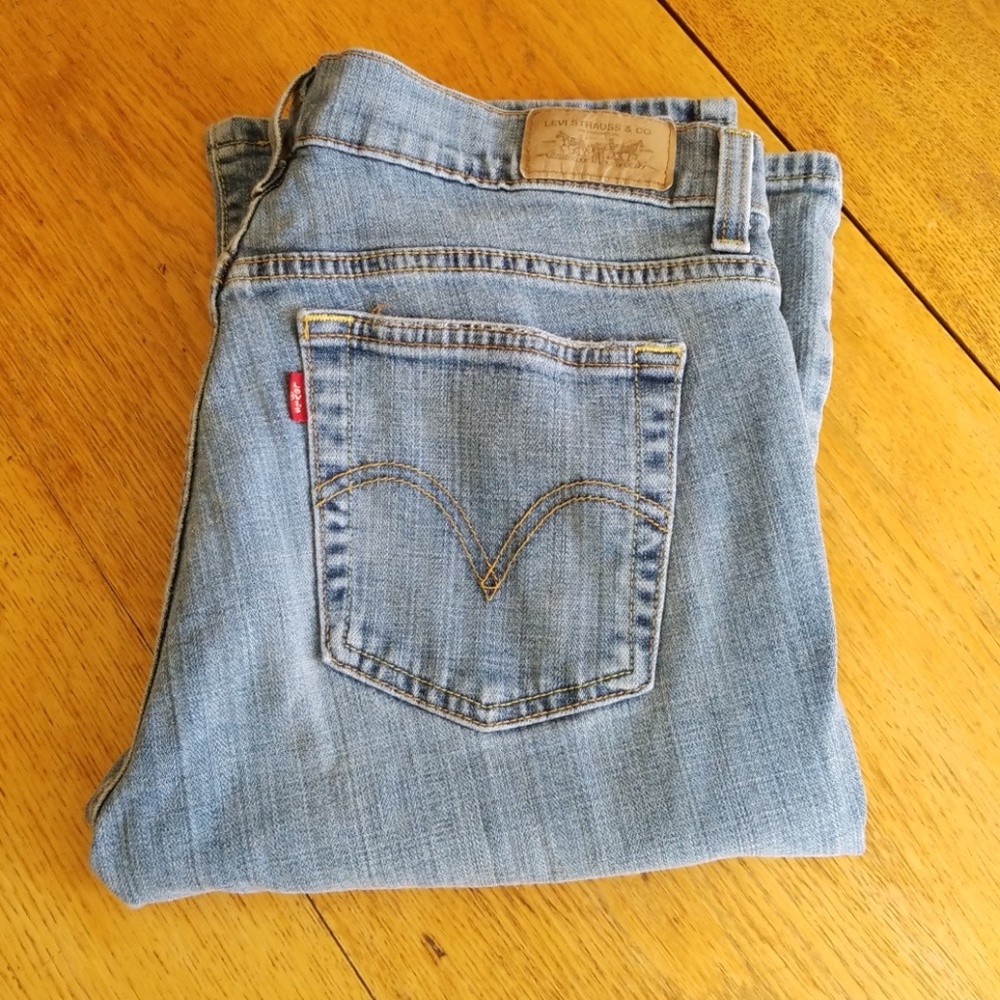 Levi 515 Light Wash Bootcut Short Length Jeans